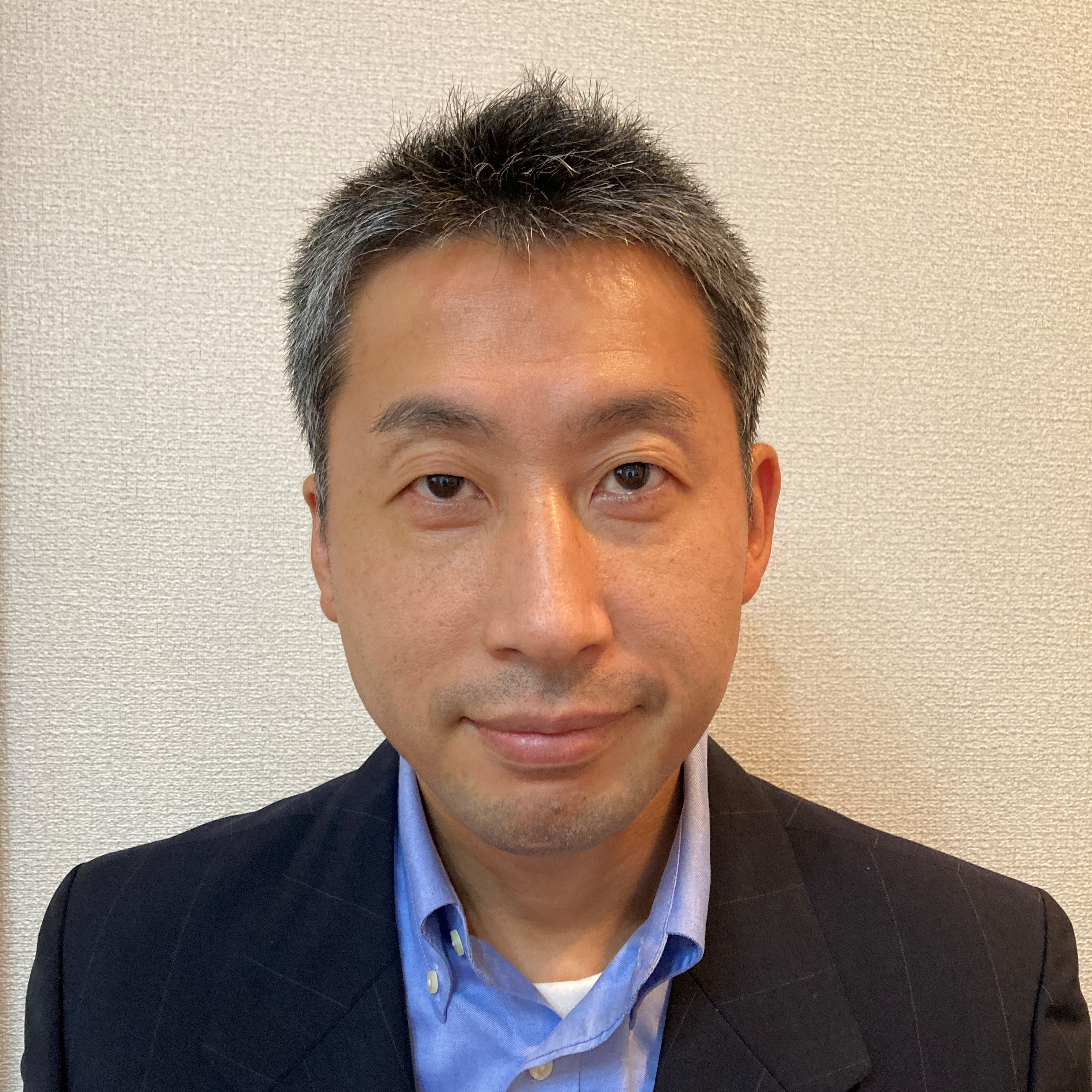 白石泰久氏